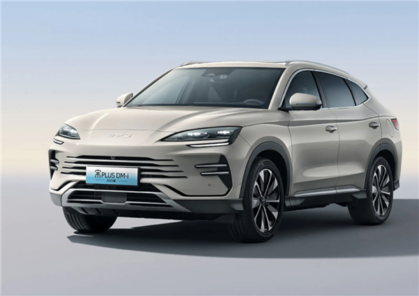 一代神车谢幕!比亚迪宋PLUS退市:曾单月狂销超6万台