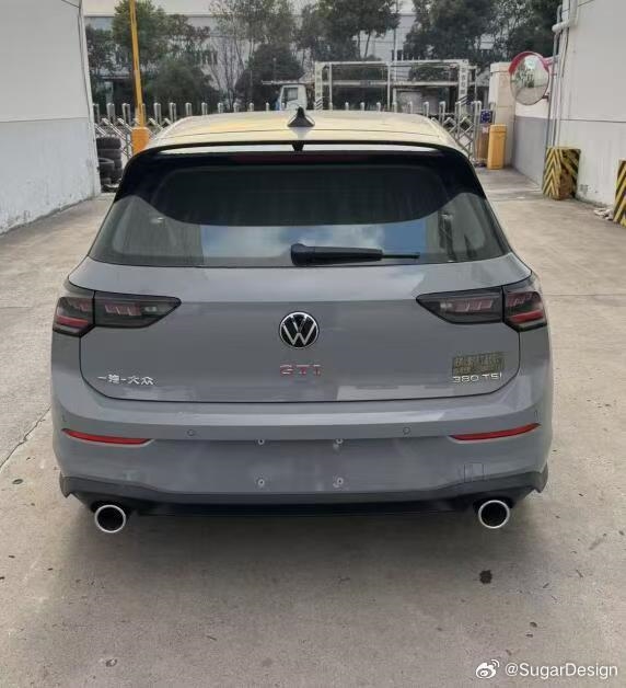 一公司将尊界S800改成工具车 卖到北京免摇号上京牌！