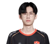 BRO战队中单选手Fisher