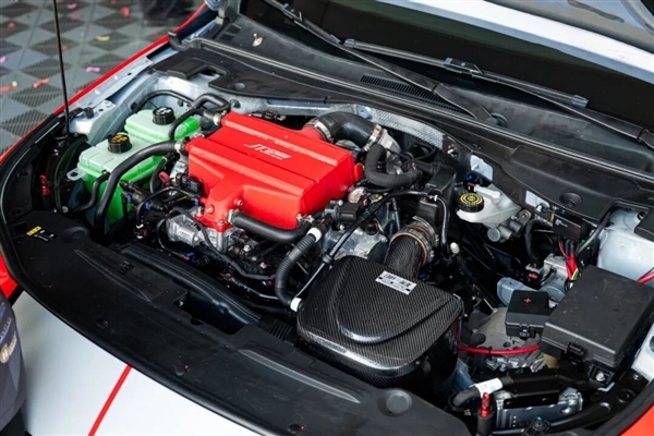 国产最强2.0T零百5.7秒！广汽传祺影豹R N1赛车上市：9.8万起