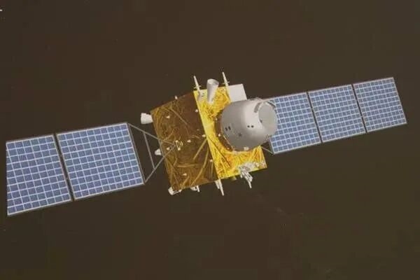 22年前的今天 中国人决定奔月！