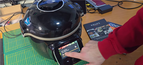 没有屏幕也能Doom！开发者将《毁灭战士》移植至耳机上