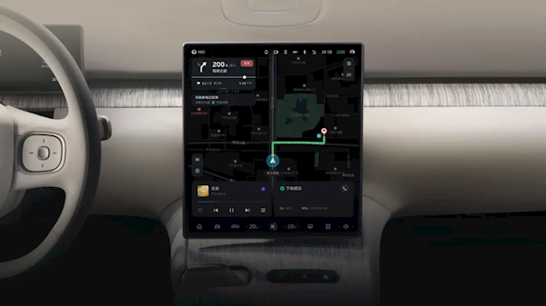 首增城区领航换电 驾驶更类人！蔚来世界模型NWM即日开启推送