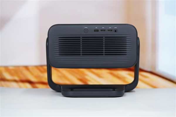 1300CVIA亮度+哈曼音响！哈趣K3 Ultra Max投影仪图赏