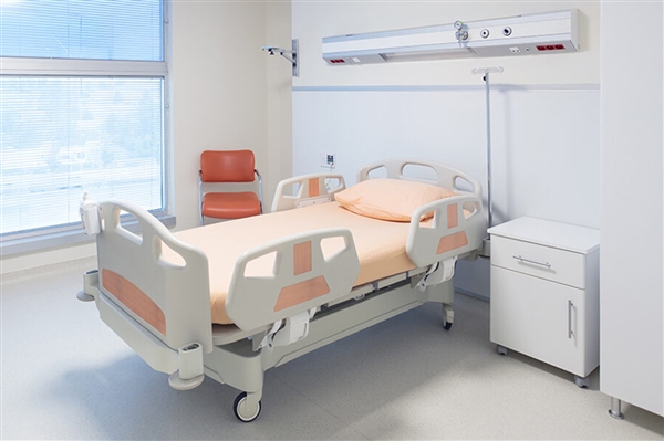 女孩穿上新鞋：突然高烧39℃不退