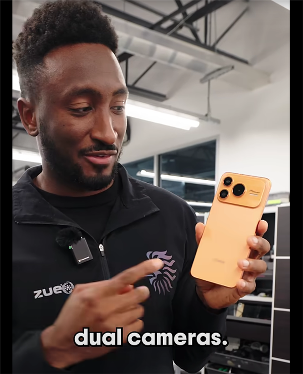 老外看不下去了!吐槽国产手机抄袭iPhone:为了像苹果 3个摄像头里有1个是假的