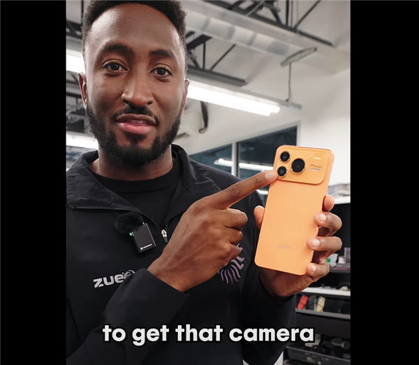 老外看不下去了!吐槽国产手机抄袭iPhone:为了像苹果 3个摄像头里有1个是假的