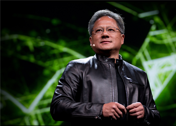 NVIDIA黄仁勋回应1000亿投资OpenAI：从来不是承诺、没有约束力