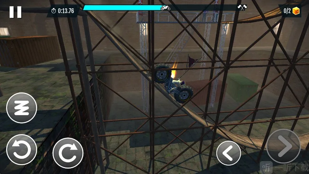 特技极限摩托(摩托越野竞速游戏)