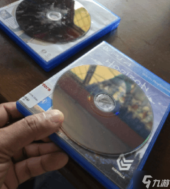 血赚!游戏店疯狂甩卖 所有游戏盘一律1元随便买