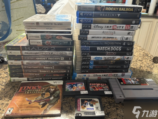 血赚!游戏店疯狂甩卖 所有游戏盘一律1元随便买